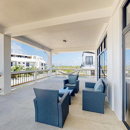 Villa Sea Lux San Pedro  Ngoại thất bức ảnh